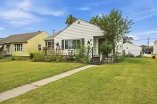 6918 Olcott Ave, Hammond, IN 46323 - Photo 2