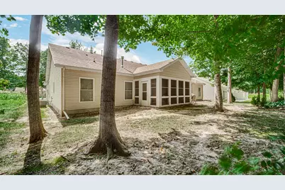 49 Victoria Circle, La Porte, IN 46350 - Photo 2