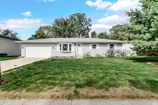 3160 Joann St, Portage, IN 46368 - Photo 2