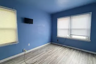 318 S Hamilton St, Gary, IN 46403 - Photo 4