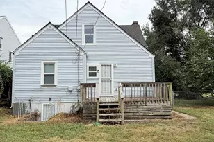 318 S Hamilton St, Gary, IN 46403 - Photo 18
