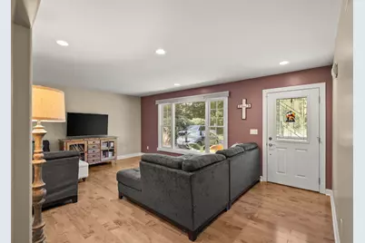 559 N 450 E, Valparaiso, IN 46383 - Photo 4