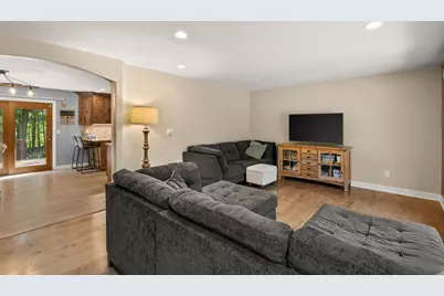 559 N 450 E, Valparaiso, IN 46383 - Photo 6