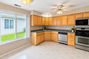 1719 Beech Dr, Crown Point, IN 46307 - Photo 8