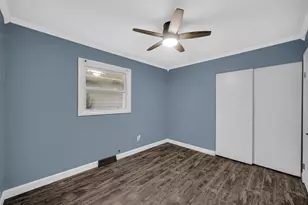6833 Tyler St, Merrillville, IN 46410 - Photo 18