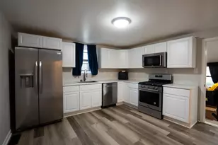 302 N George St, North Judson, IN 46366 - Photo 8