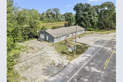 92 Us-12, Beverly Shores, IN 46301 - Photo 2