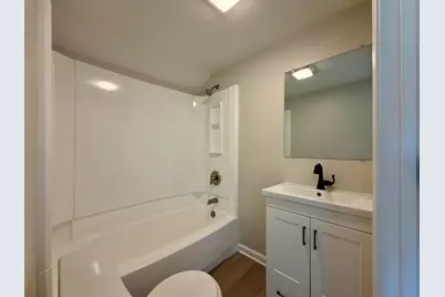 215 E 10th Street, Michigan City, IN 46360 - Photo 20