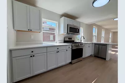 215 E 10th Street, Michigan City, IN 46360 - Photo 10