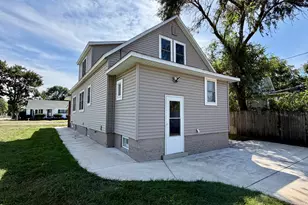 726 Belden St, Michigan City, IN 46360 - Photo 14