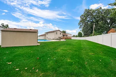 250 Hawthorne Court, Hobart, IN 46342 - Photo 30