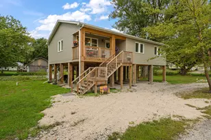 44 W Vick Tree Ln, Valparaiso, IN 46385 - Photo 2