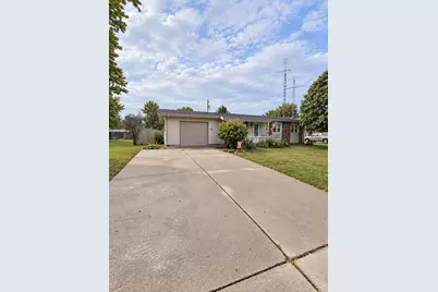 517 E Violet Drive, Francesville, IN 47946 - Photo 2