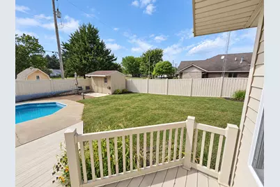 517 E Violet Drive, Francesville, IN 47946 - Photo 20