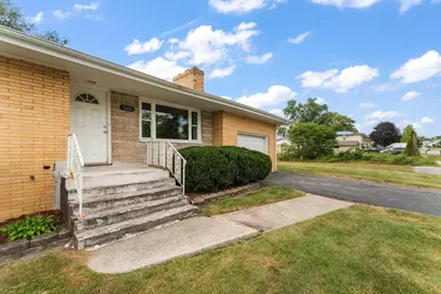 5600 Grant Street, Merrillville, IN 46410 - Photo 2
