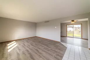 11712 S Magoun Dr, Saint John, IN 46373 - Photo 6