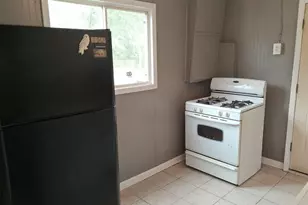 3121 Pulaski St, New Chicago, IN 46342 - Photo 14