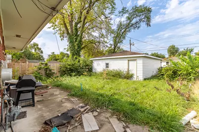 5006 Washington Street, Gary, IN 46408 - Photo 2