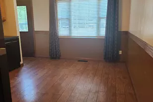 30805 Lincoln Dr, Granger, IN 46530 - Photo 2