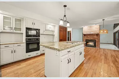 433 Brookshire Court, Valparaiso, IN 46385 - Photo 8