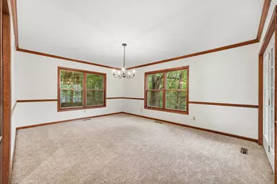 433 Brookshire Court, Valparaiso, IN 46385 - Photo 6