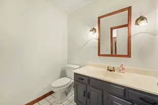 433 Brookshire Ct, Valparaiso, IN 46385 - Photo 12