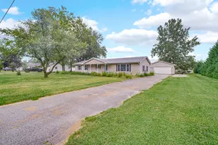 8973 Luann Dr S, Demotte, IN 46310 - Photo 20