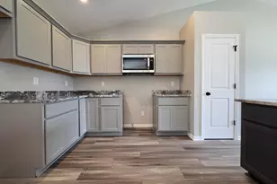 5057 Stephen Ln, Lowell, IN 46356 - Photo 6