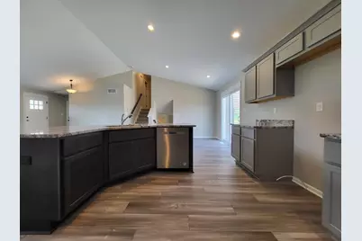 5057 Stephen Lane, Lowell, IN 46356 - Photo 4