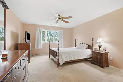 433 Deerpath Drive W, Schererville, IN 46375 - Photo 8