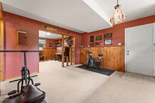 618 Dogwood Dr, Michigan City, IN 46360 - Photo 20