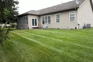 850 Manistee Ave, Schererville, IN 46375 - Photo 18
