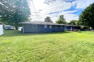 1064 Albin Dr, La Porte, IN 46350 - Photo 26