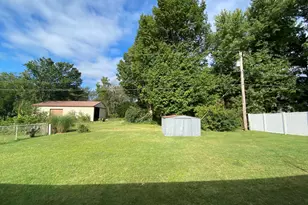 1064 Albin Dr, La Porte, IN 46350 - Photo 24