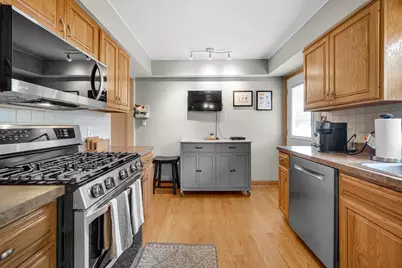 9544 Hawthorne Drive, Munster, IN 46321 - Photo 2