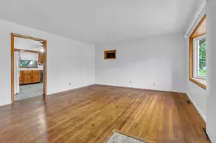 10404 Noble St, Crown Point, IN 46307 - Photo 8