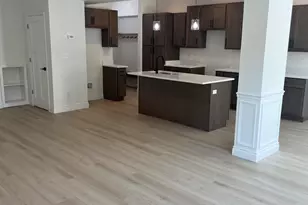 2539 Longwood Dr, Highland, IN 46322 - Photo 2