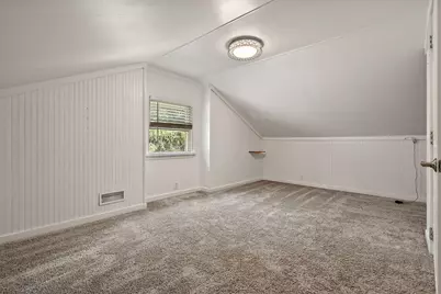 567 S Lakeview Drive, Lowell, IN 46356 - Photo 20