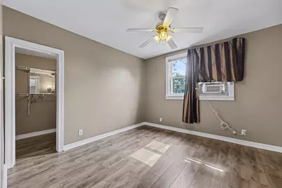 933 Summer Street, Hammond, IN 46320 - Photo 16