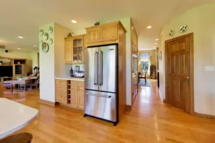 1933 Rosewood Ct, Munster, IN 46321 - Photo 12