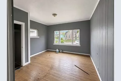 409 Parkway Avenue, Indianapolis, IN 46225 - Photo 2