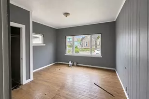 409 Parkway Ave, Indianapolis, IN 46225 - Photo 2