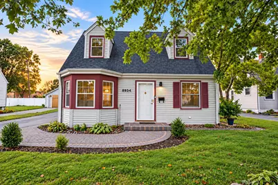 8934 Bunker Hill Drive, Munster, IN 46321 - Photo 6