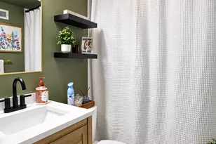 8934 Bunker Hill Dr, Munster, IN 46321 - Photo 20