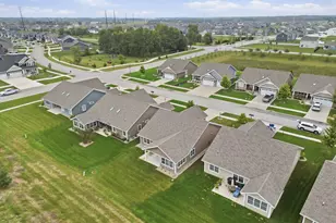10532 Juniper Ln, Saint John, IN 46373 - Photo 32