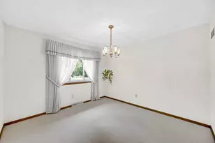 2633 N Stuyvesant Ln, La Porte, IN 46350 - Photo 24