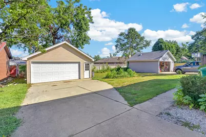 1627 Ridge Road, Munster, IN 46321 - Photo 10