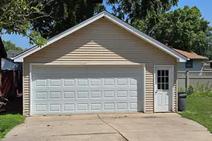 1627 Ridge Rd, Munster, IN 46321 - Photo 58