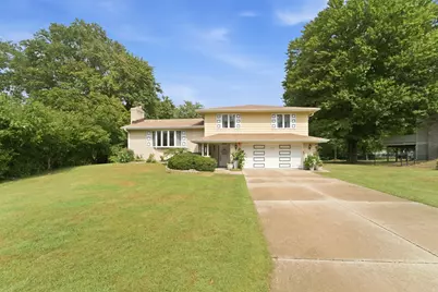 305 Lady Lane, Michigan City, IN 46360 - Photo 2