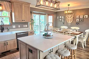 864 Jeflynn Dr, Kouts, IN 46347 - Photo 4